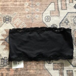 NWT Forever 21 Black Bandeau Bra